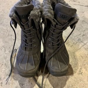 Women’s size 7 UGG boots